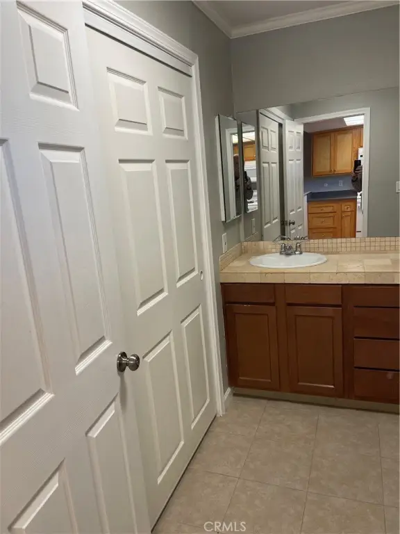 Picture 37