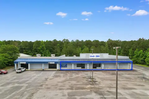 Mixed-Use Property with Three Suites