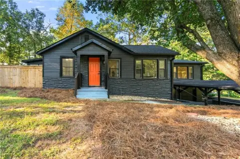 Renovated Duplex-Style Home