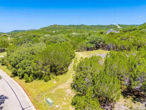 Residential Land in Mico, TX