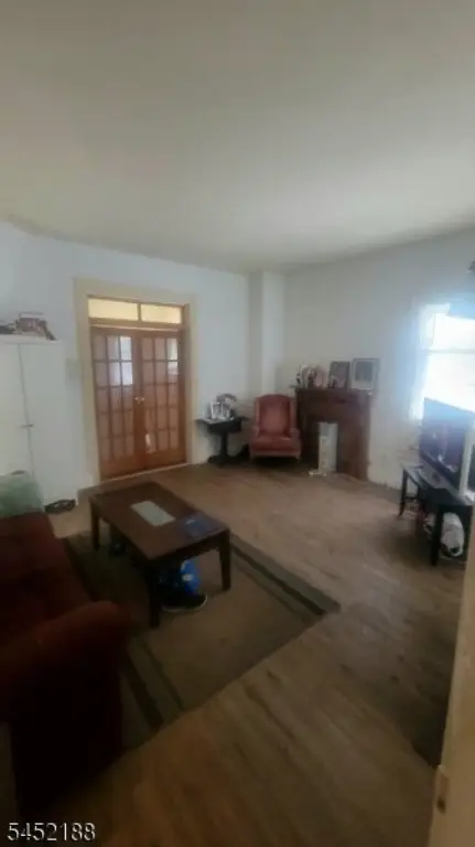 Picture 16