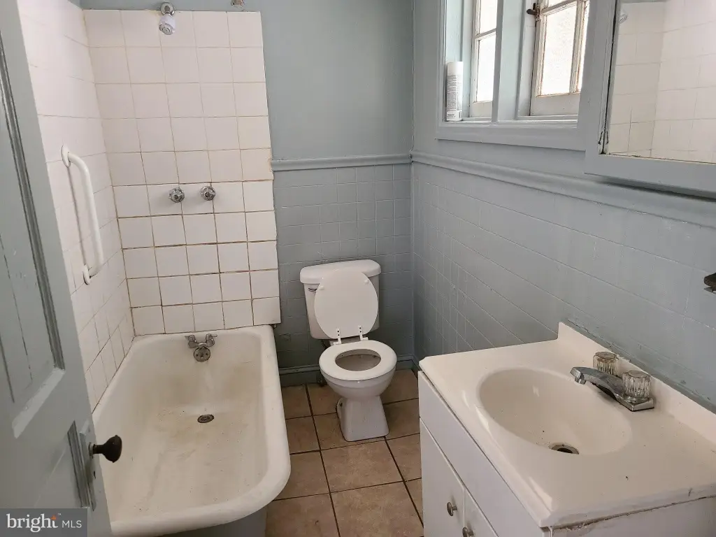 Picture 30