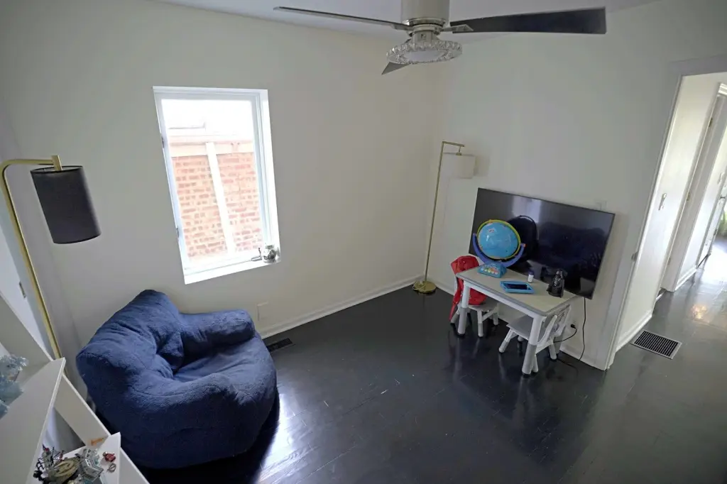 Picture 19