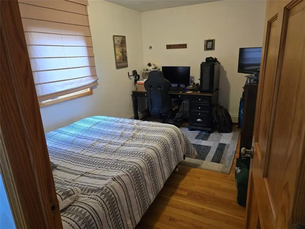 Picture 11