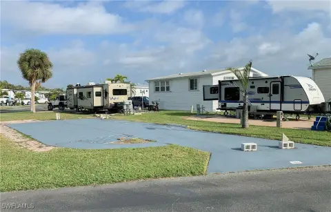 Oversized Corner Lot in Fort Myers