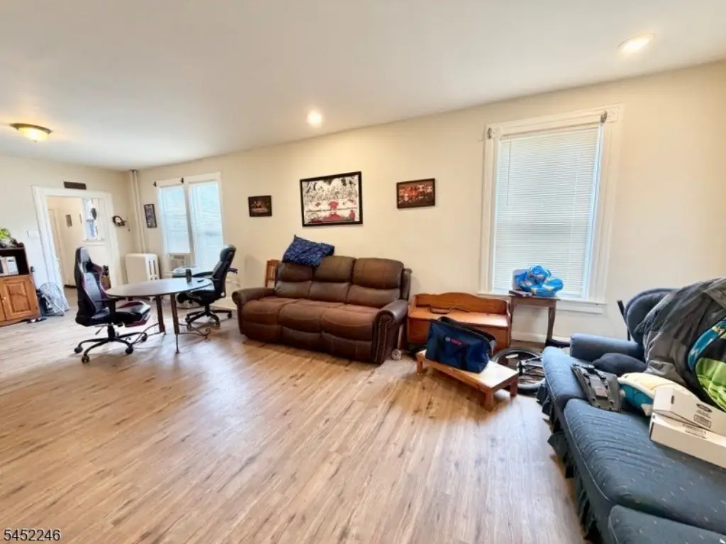 Picture 29