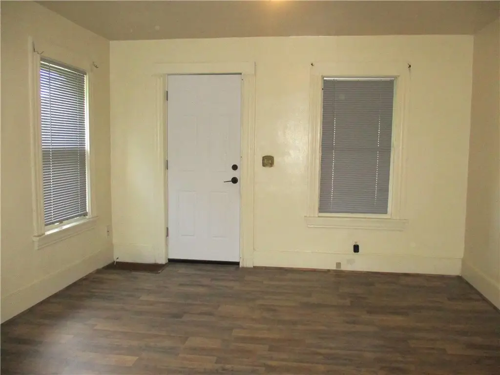 Picture 9