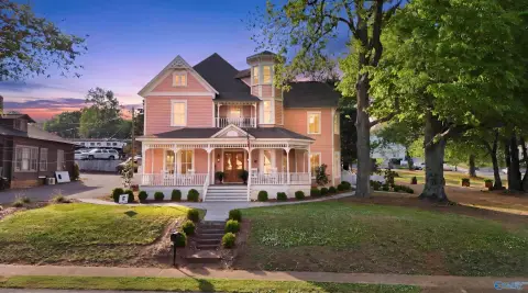 Historic Victorian Bed and Breakfast