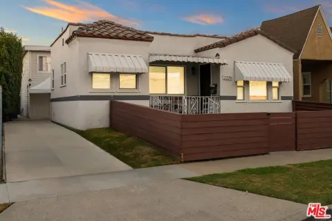 Duplex with Two Garages