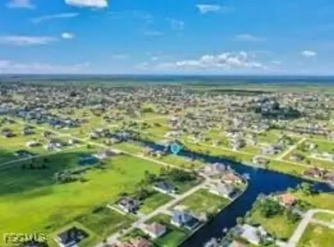 Waterfront Lot in Cape Coral