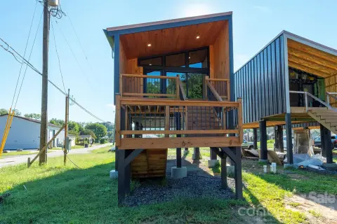 12-Unit Apartment Development