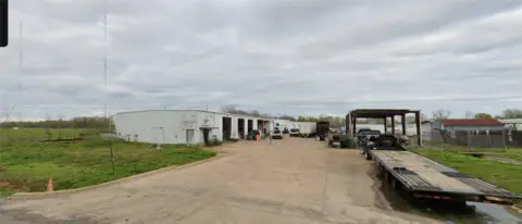 Six-Bay Industrial Warehouse
