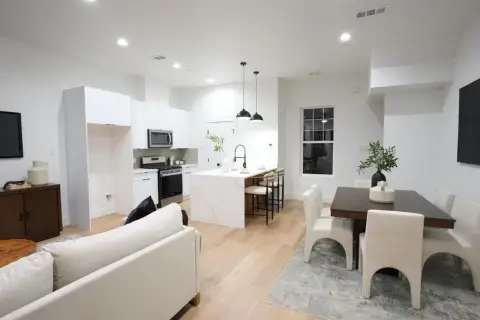 Modern Townhomes near Bishop Arts