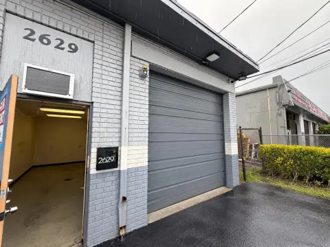 Flex Space with Roll-Up Bay Door