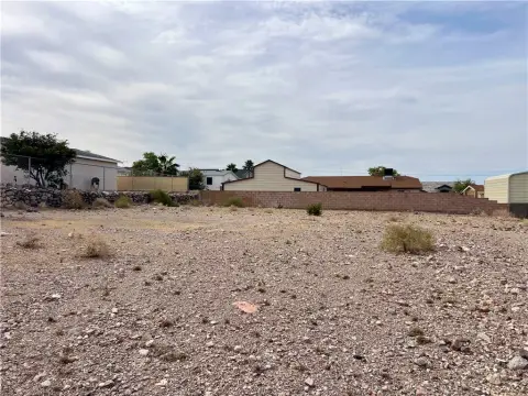 Quarter-Acre Lot in Sunridge Estates