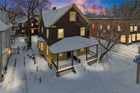 Turn-Key Duplex in Beechwood Neighborhood