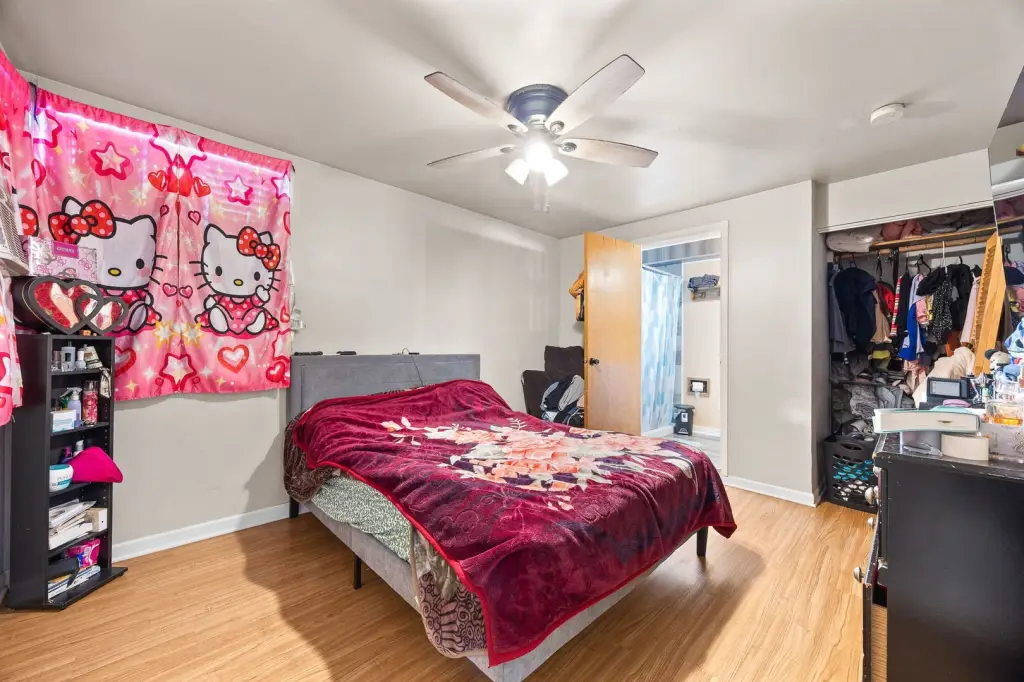 Picture 7