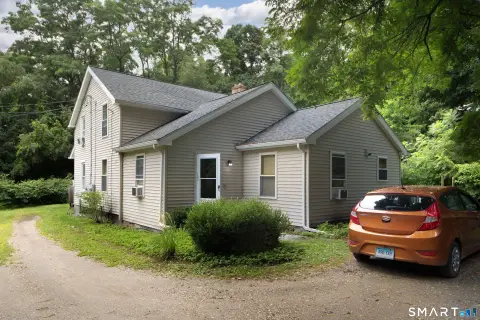Duplex With Private Decks