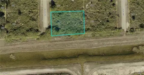 Lehigh Acres Oversized Home Site