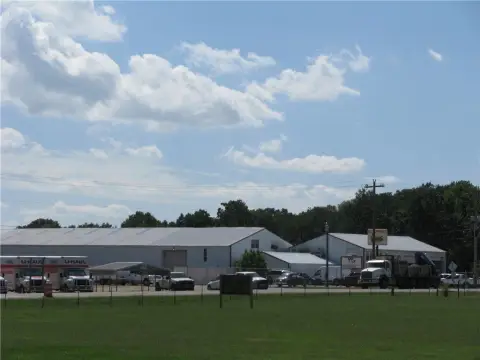 Commercial Land With Improvements