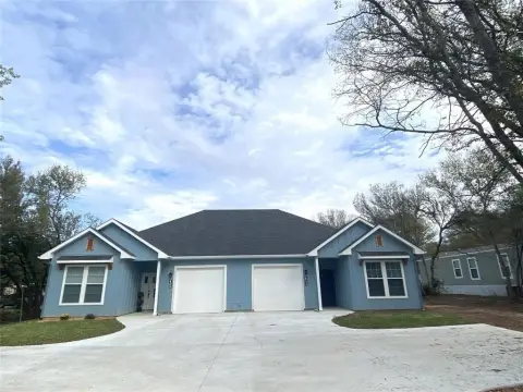 Granbury Duplex with Garage