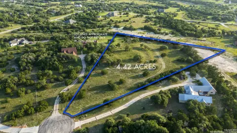 4.4 Acres in Mystic Shores