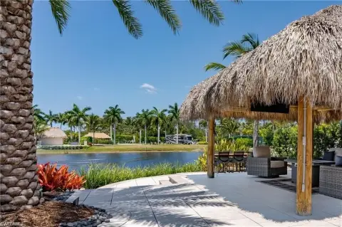 Lakefront Lot in Naples Resort