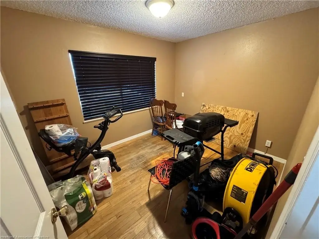 Picture 44
