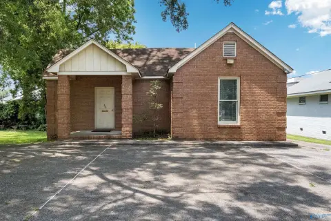 Medical Office Building with Private Office