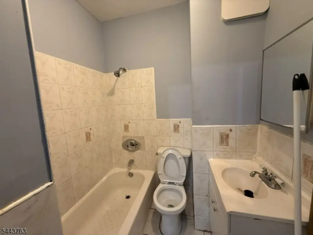 Picture 6