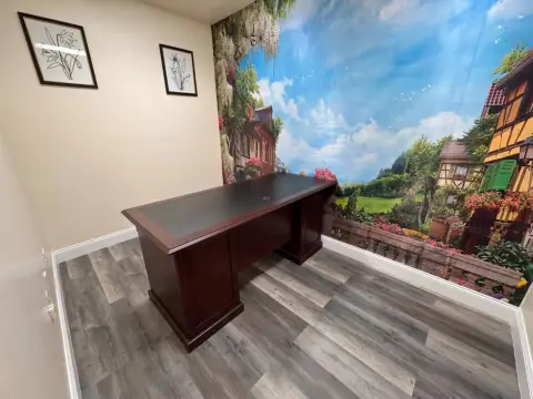 Office Space on Lefferts Blvd