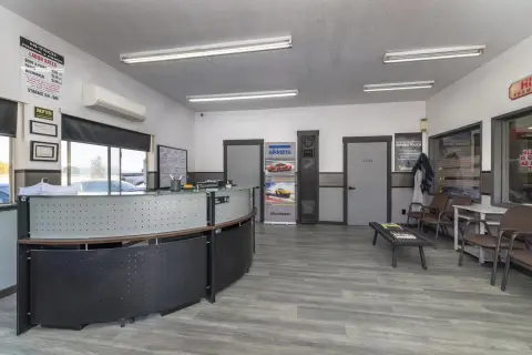 Established Collision Repair Auto Shop