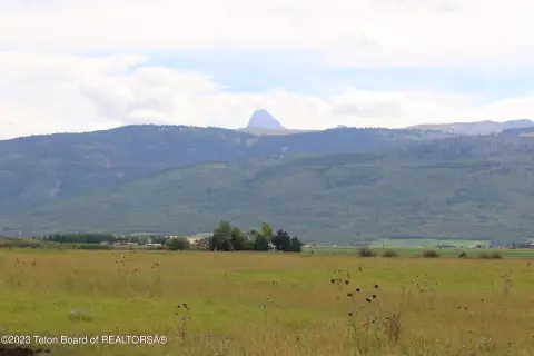 50+ Acres with Teton View