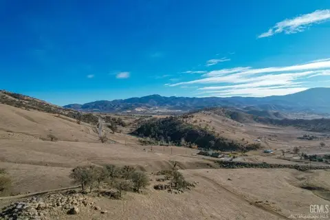 Vineyard/Ranch Land in Tehachapi