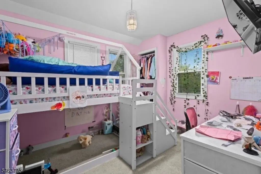 Picture 9