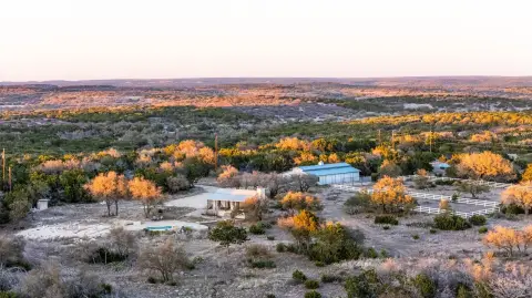 High-Fence Hunting Ranch