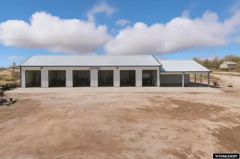 Newcastle Commercial Building with Garage