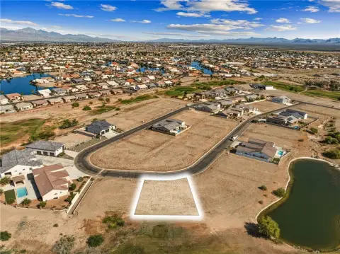 Land in Gated Golf Community