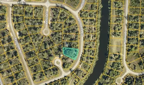 Residential Land in North Port