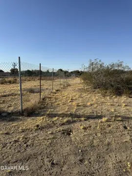 Level Commercial Land