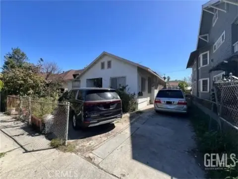 Los Angeles Four-Unit Multifamily Property