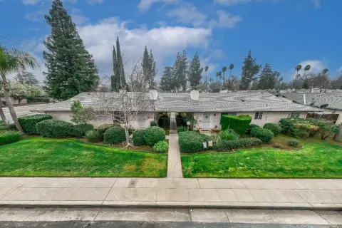 Clovis Fourplex with Garage Access