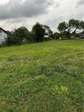 Kingsville Land Across From Park