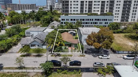 Picture of Commercial land at NE 24Th St 133, Miami, FL