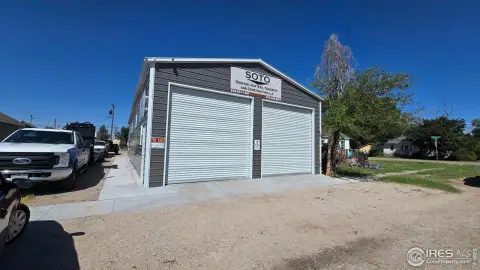 New Insulated Shop with Carport