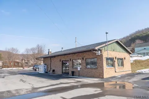 Turnkey Restaurant Opportunity in Cambria