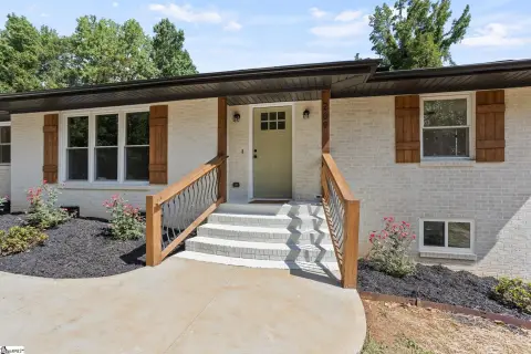 Renovated Duplex with In-Law Suite