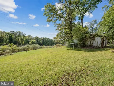 Land with Bathhouse in Harpers