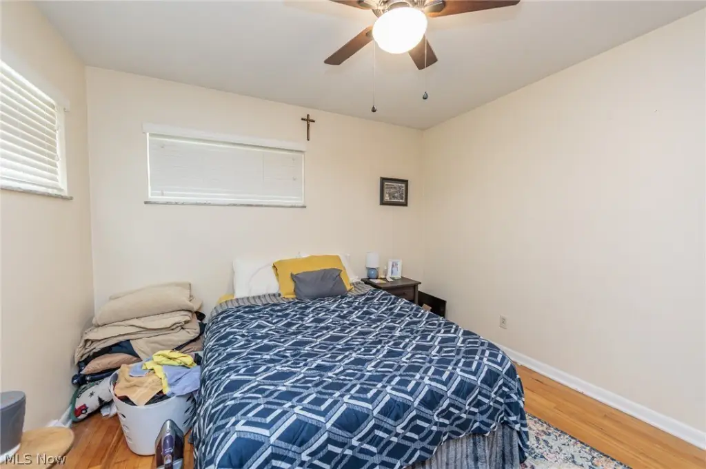 Picture 37