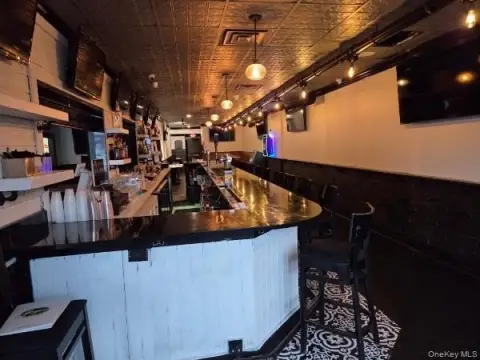 Turnkey Restaurant Opportunity in Pearl River